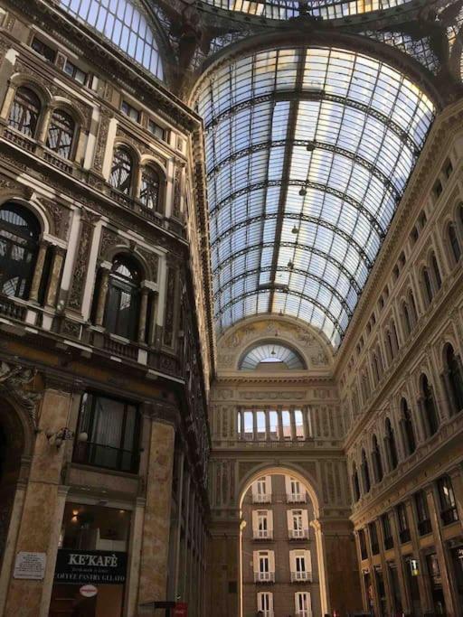 Casa Via Toledo. Centralissima E Vicina Al Porto Apartman Nápoly Kültér fotó