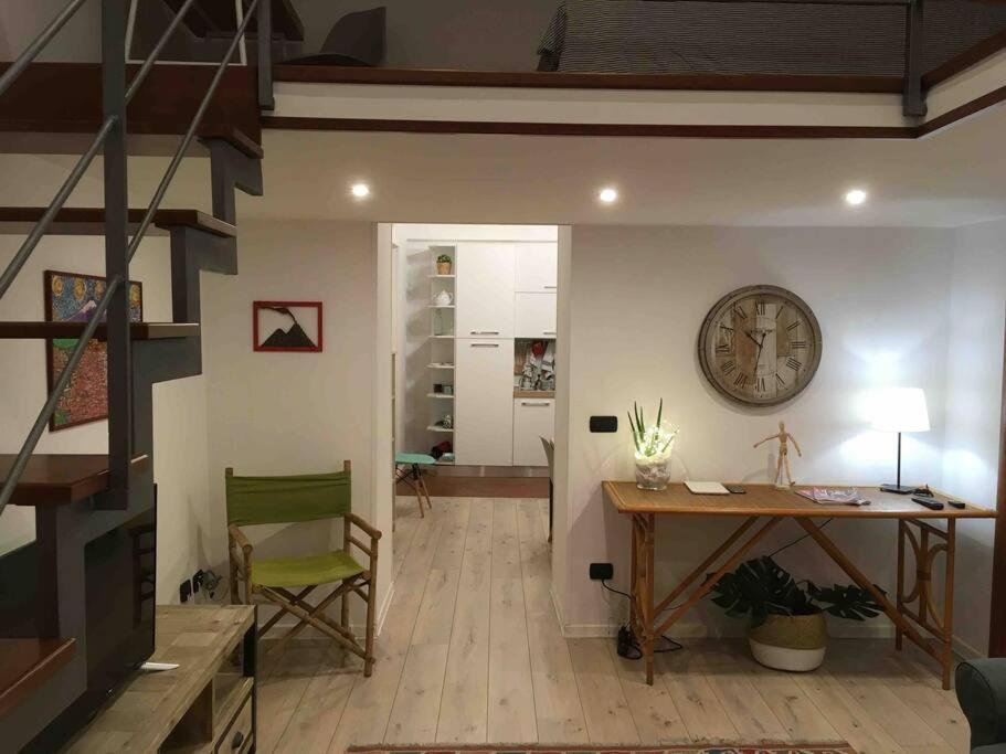 Casa Via Toledo. Centralissima E Vicina Al Porto Apartman Nápoly Kültér fotó